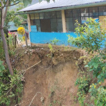 Suspenden clases en colegio del barrio El Progreso por riesgo de hundimiento
