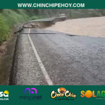 Lluvias y minería informal destruyen tramo del Eje Vial IV en la frontera entre Perú y Ecuador (VIDEO)
