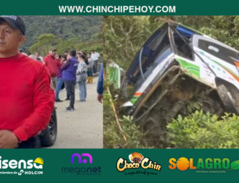 Emergencia vial en Palanda: Qué confirmó el jefe de Bomberos de Palanda sobre el accidente del bus Sur Oriente en Tapichalaca?