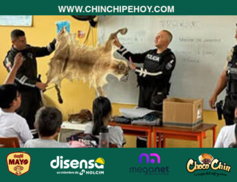 ¿Cómo refuerza la Policía Nacional la educación ambiental y la seguridad en las escuelas de Zamora Chinchipe?